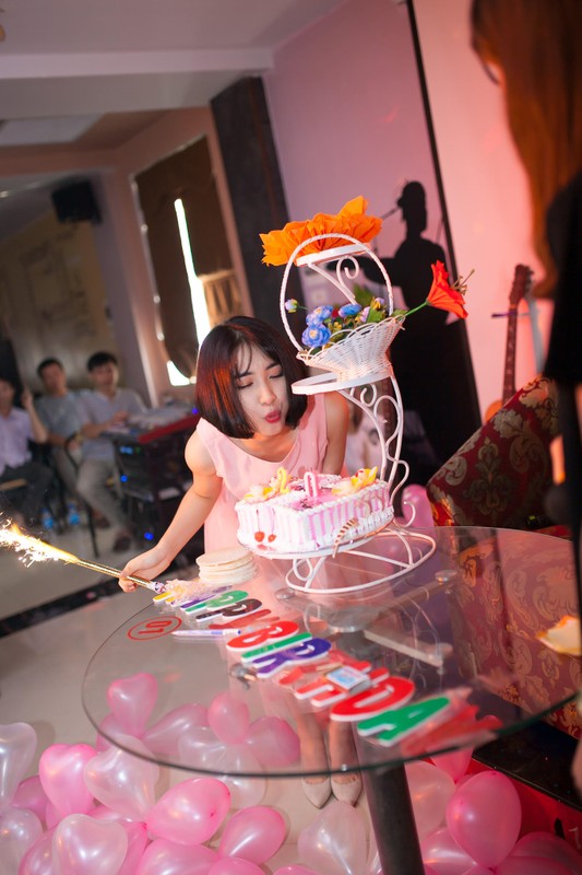 Hoa Minzy hanh phuc don sinh nhat trong vong tay fan-Hinh-4